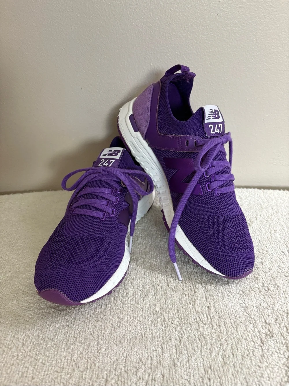 Women's NEW BALANCE Purple 247 Engineered Mesh RUNNING Shoes SNEAKERS 7 - Picture 3 of 7